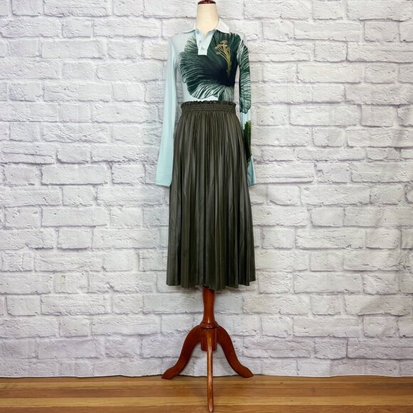 Grey Collective Green Faux Leather Pleated Midi Skirt - Picture 5 of 9